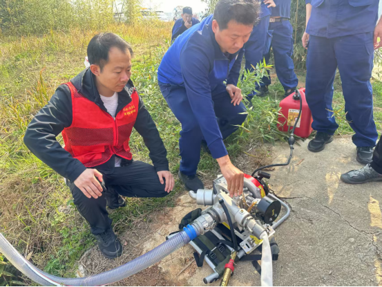 以练强实战 防患于“未燃”，楠竹山镇开展森林防灭火演练