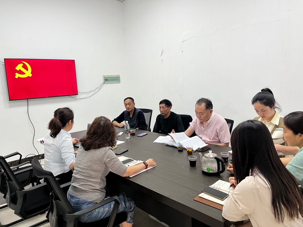 先锋鹏博党支部：主题党日进企业 党建引领助发展