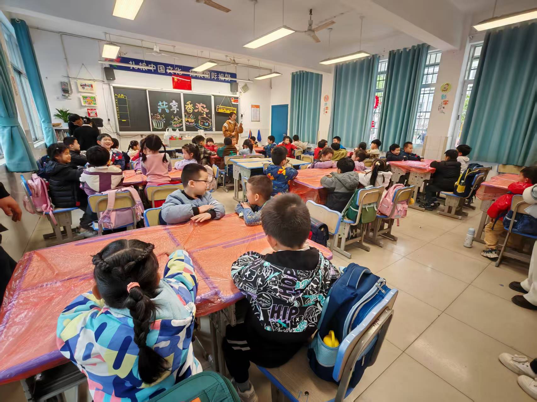 风车坪学校：“五育”融烘焙 童心酿甜香