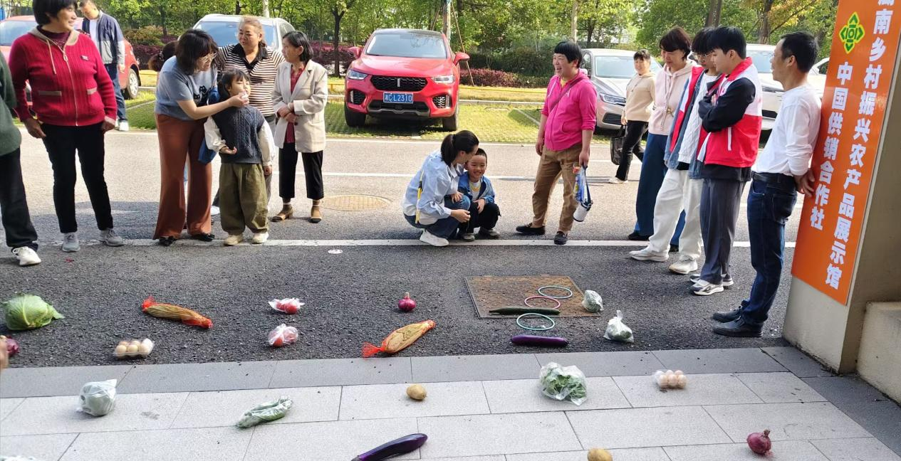鄰里歡聚護(hù)潭社區(qū) 多方聯(lián)動共筑和諧家園