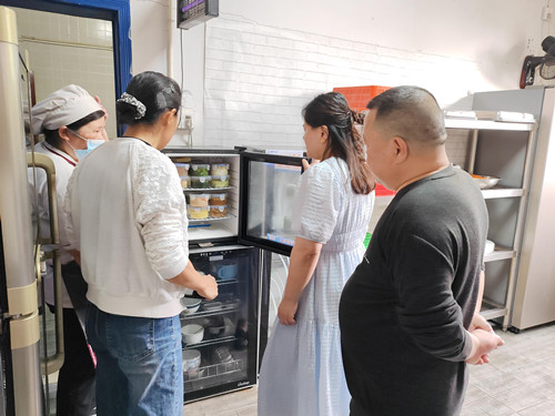 广园社区：“食”刻坚守，安全相伴