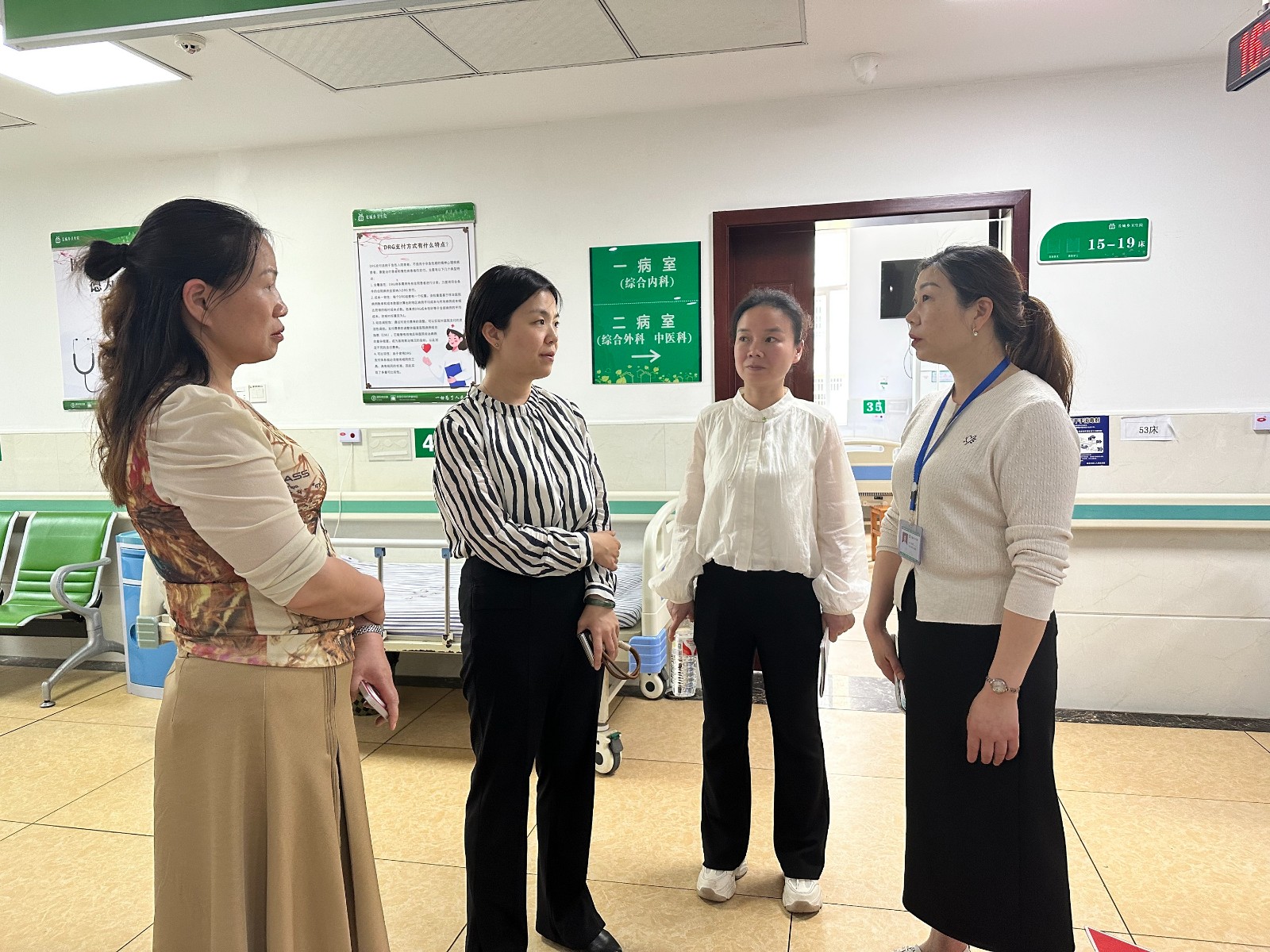 区领导深入雨湖区卫健系统基层医疗机构，推动雨湖区医疗事业进步