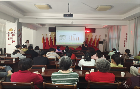 楠竹社区“向阳花”行动：用法律与关爱守护青春成长
