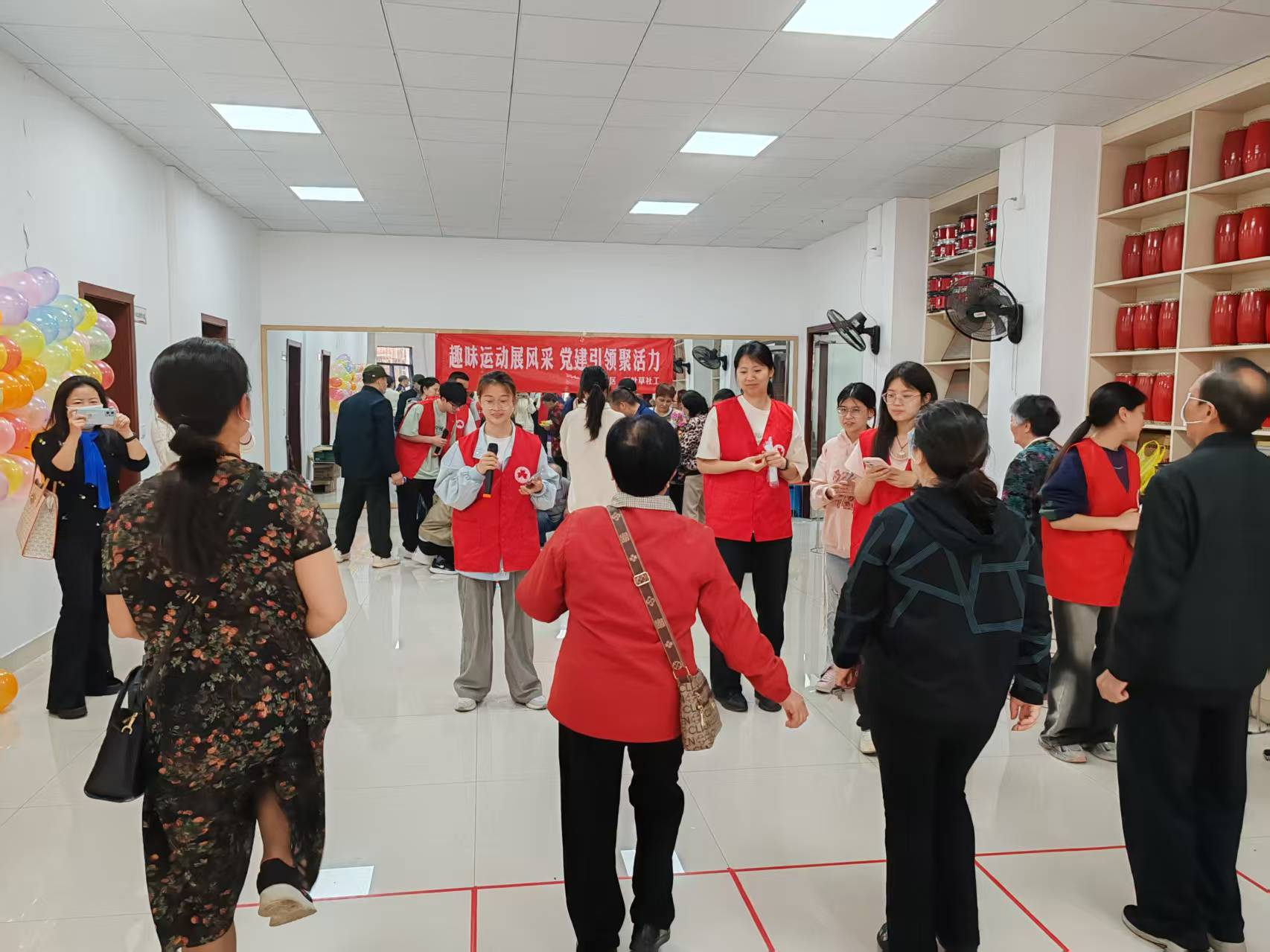杉树巷社区：党建引领聚活力 趣味运动展风采