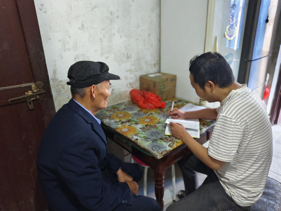 暖心服务零距离！新桥社区：开展低保户上门年审工作 打通服务“最后一公里”