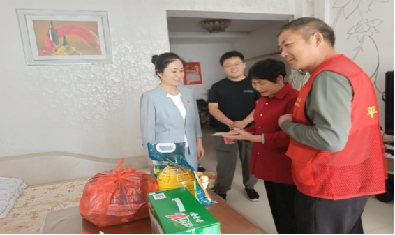 护潭社区：这个“六一”，我们陪困境儿童一起过