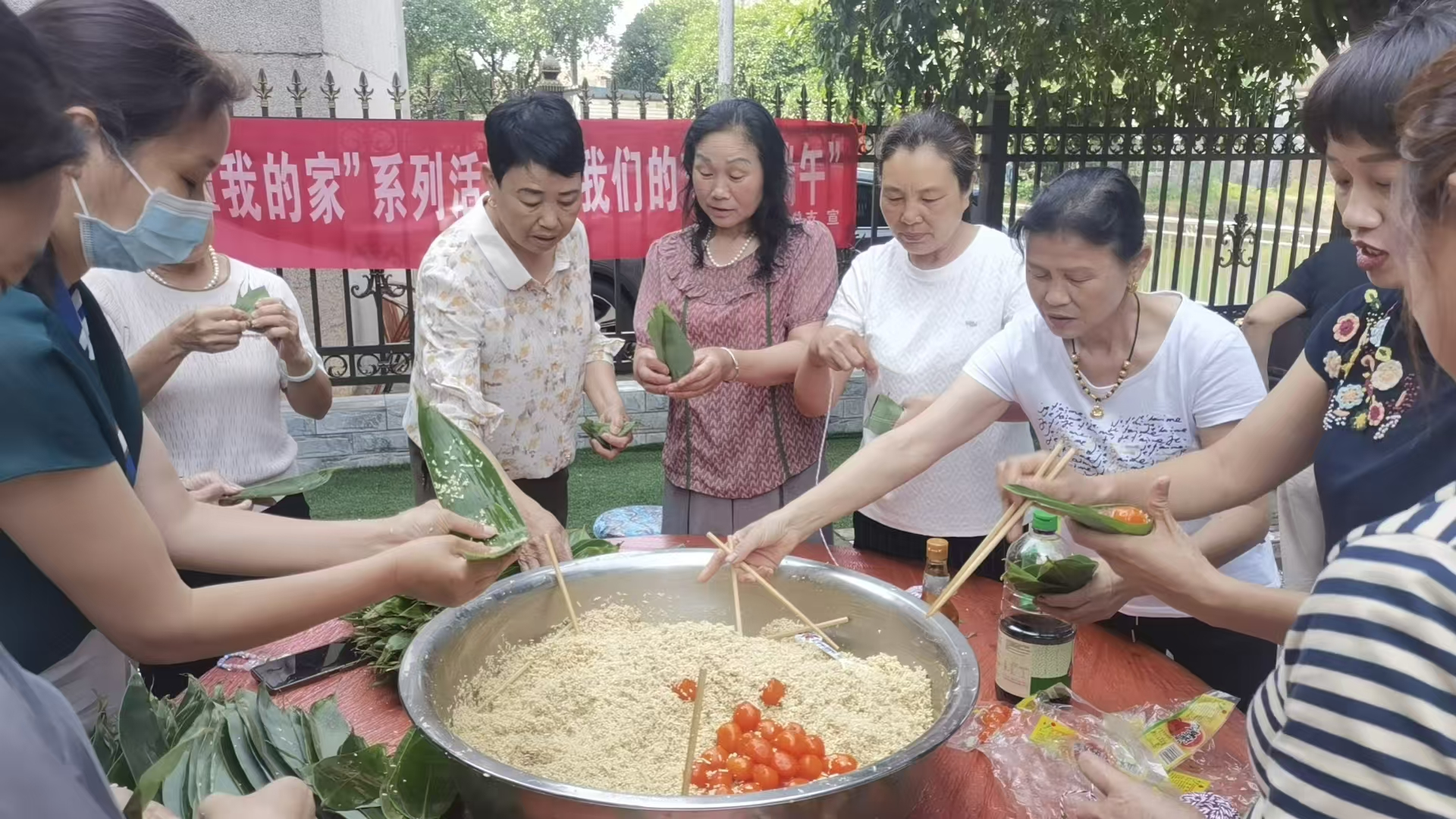 从包粽到送粽，星沙村这样解锁端午新体验！