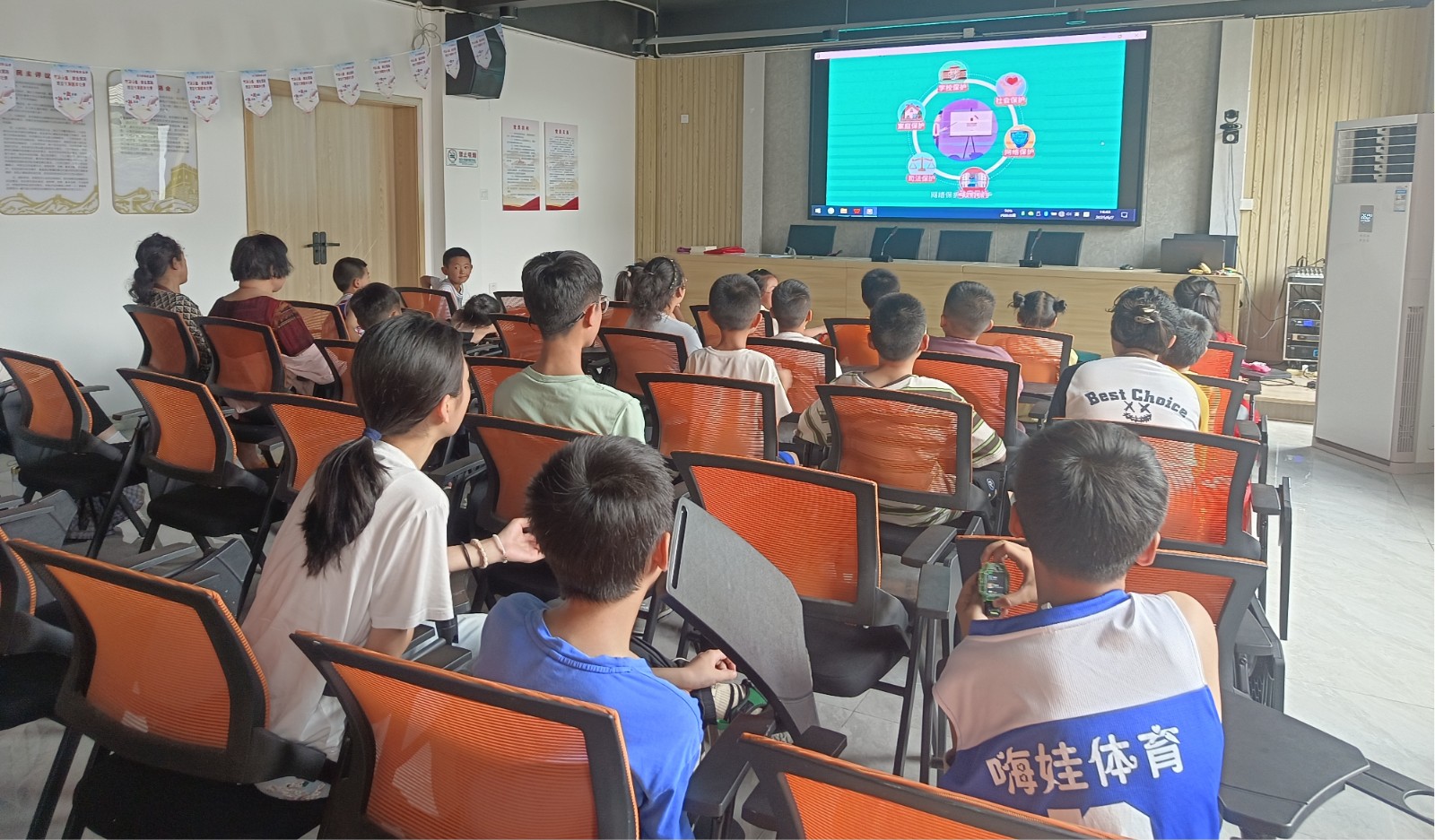 金塘社区：开展未成年人安全教育活动，提升法律意识与自护能力