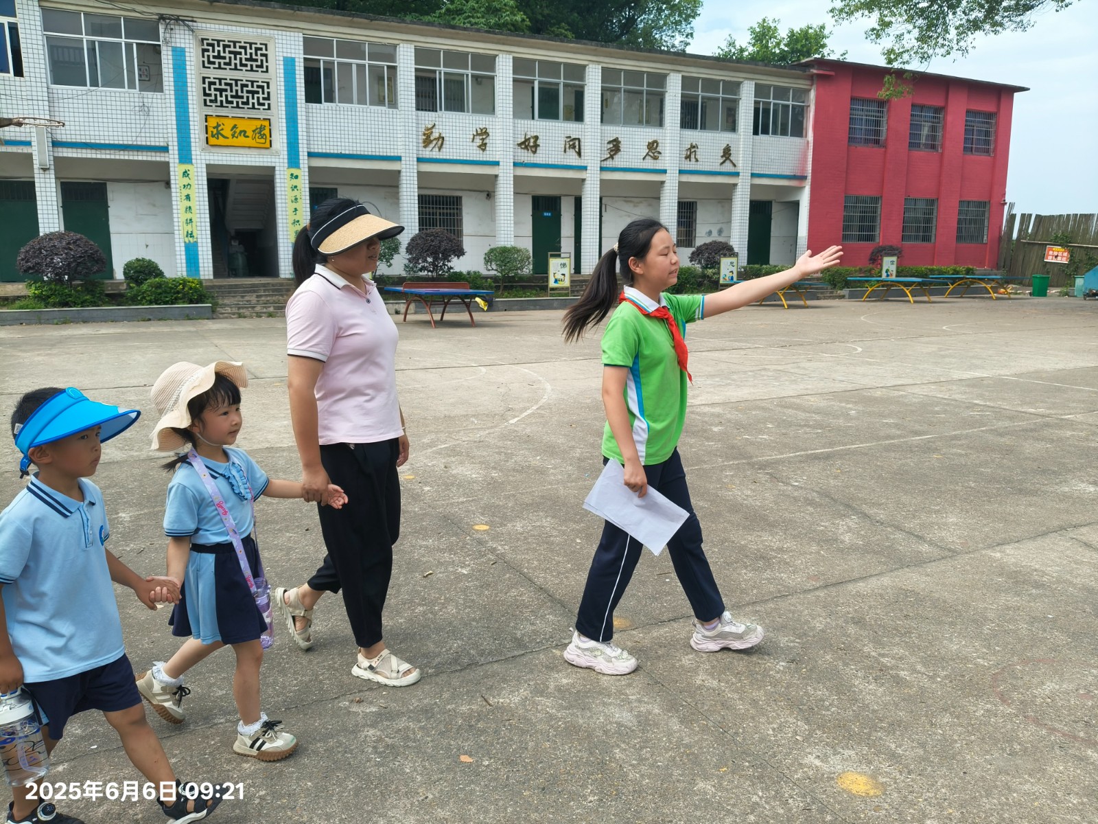 湘锰小学与果沙新苑幼儿园开展幼小衔接活动