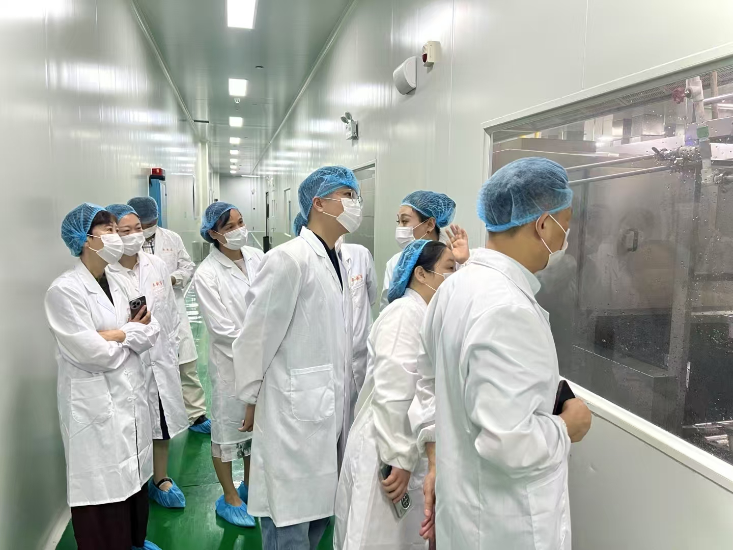 雨湖区教育局：代表委员进校园，护航学生食品安全