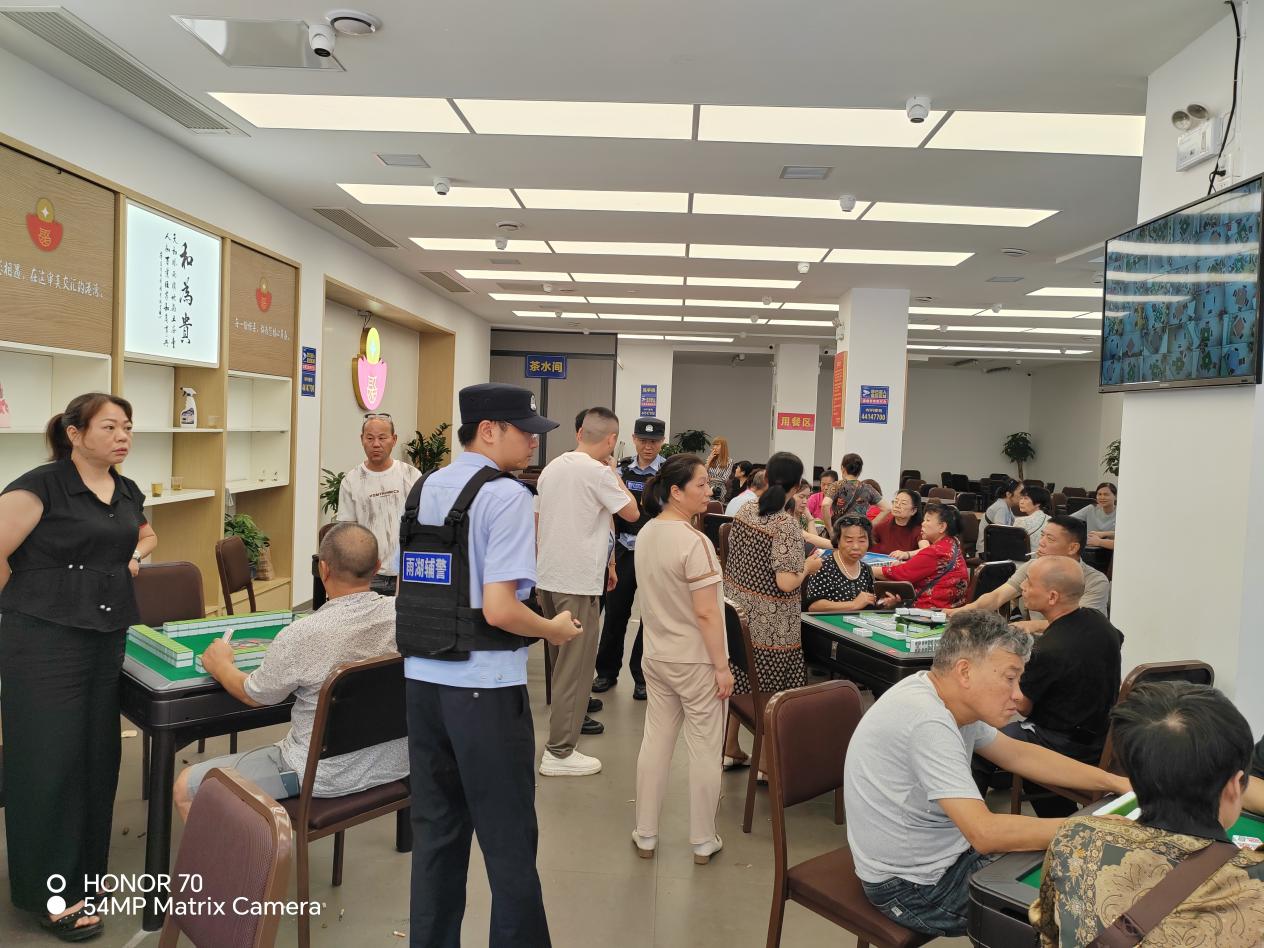 车站路社区对辖区内的娱乐场所及酒店进行“地毯式”排查