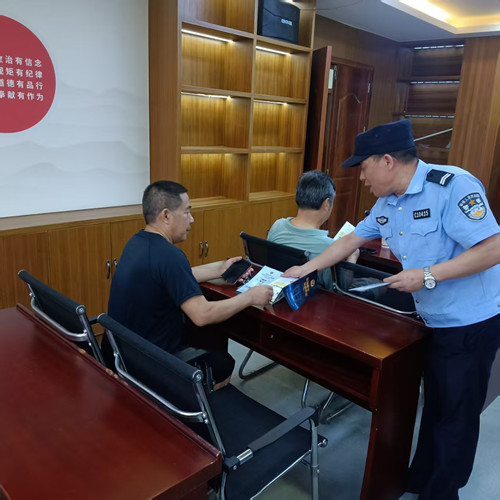 筑牢反诈“防火墙”！广园社区开展反电诈宣讲活动