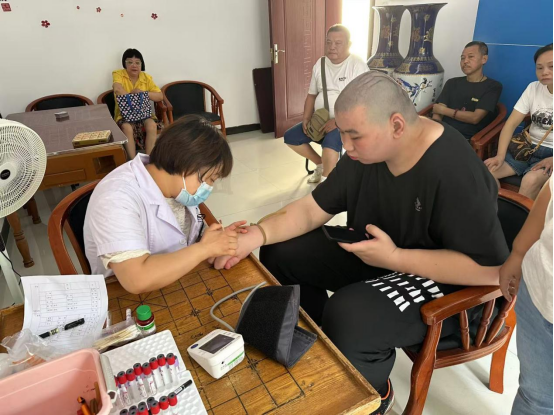 雪园社区：为持证残疾人送上“零距离”健康服务