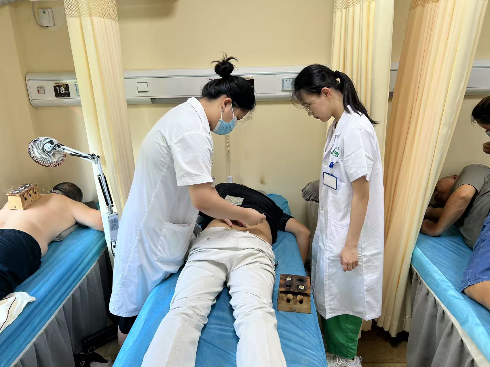 昭潭街道社区卫生服务中心：中医实践绽放青春光彩
