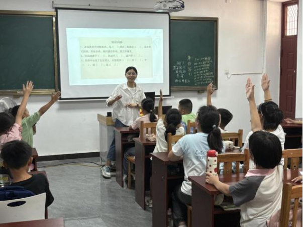 湘大社区：以诗赋育童心，用经典承国风