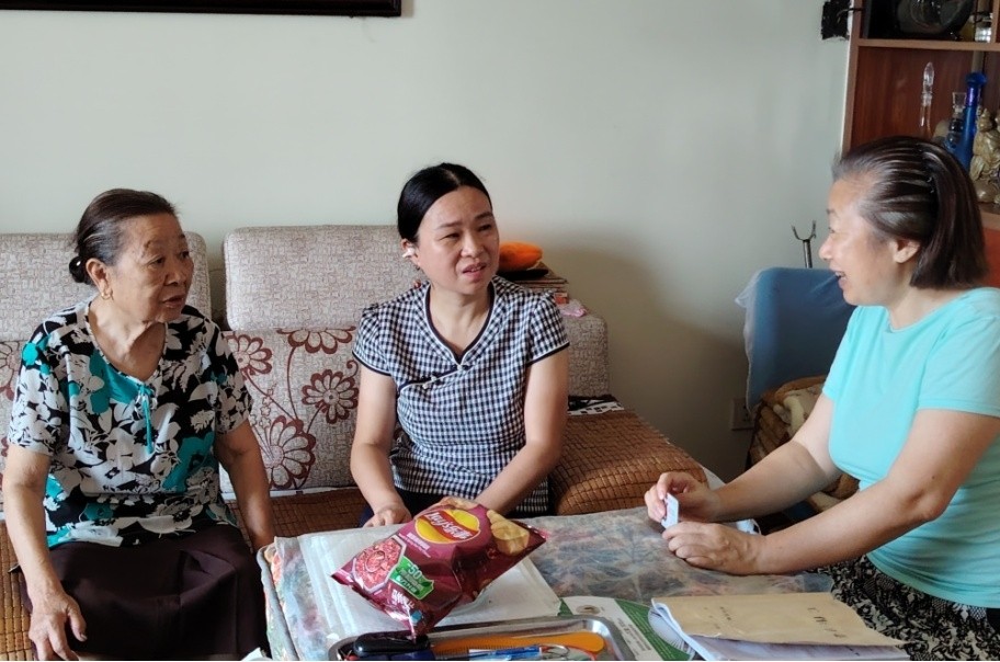 桃李社区：高温“烤”验显真情 区块治理员上门认证暖人心