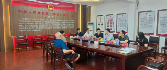 区人大云塘街道工委开展“我爱湘潭我的家 人大代表献力量”主题接待日活动