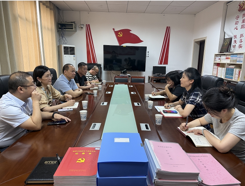 市税务局一行赴区民政局开展“六好”党支部创建交流活动
