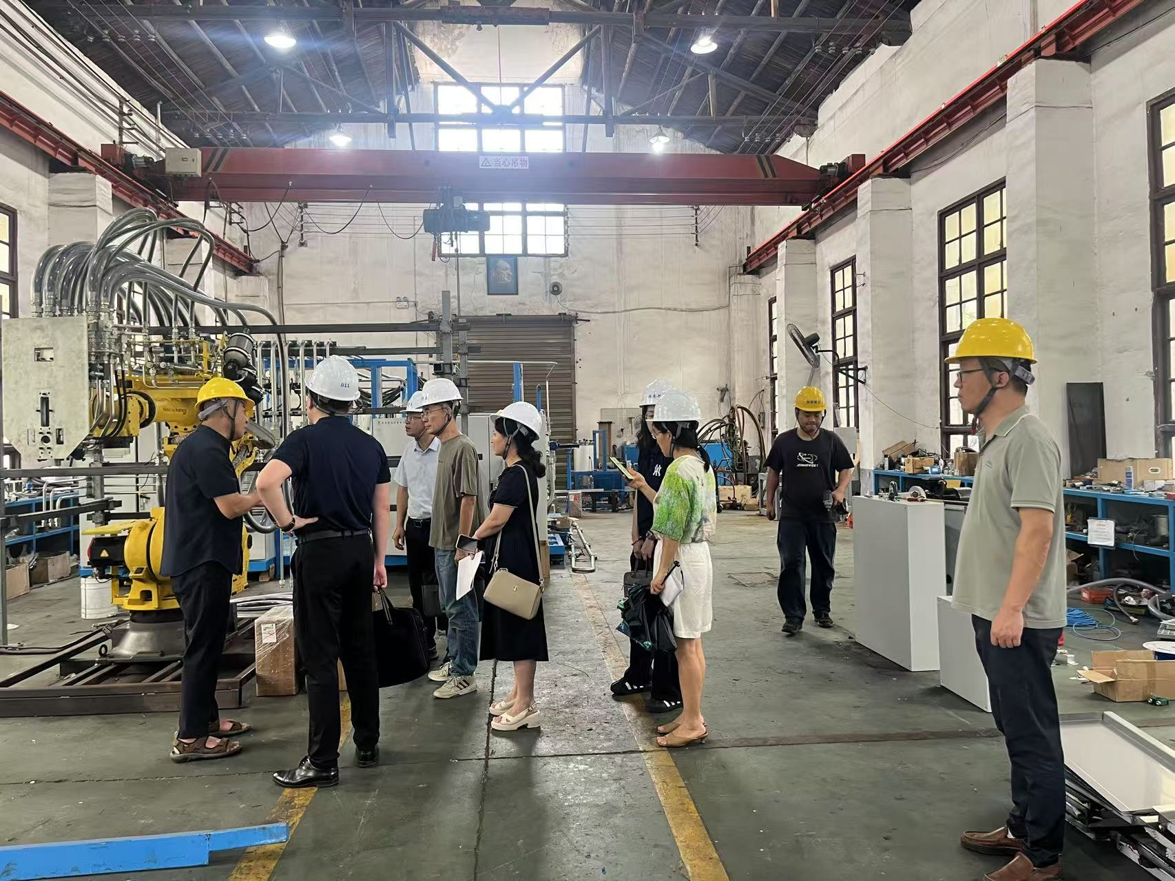 “双进双转”人工智能赋能重点企业对接活动在雨湖区举行