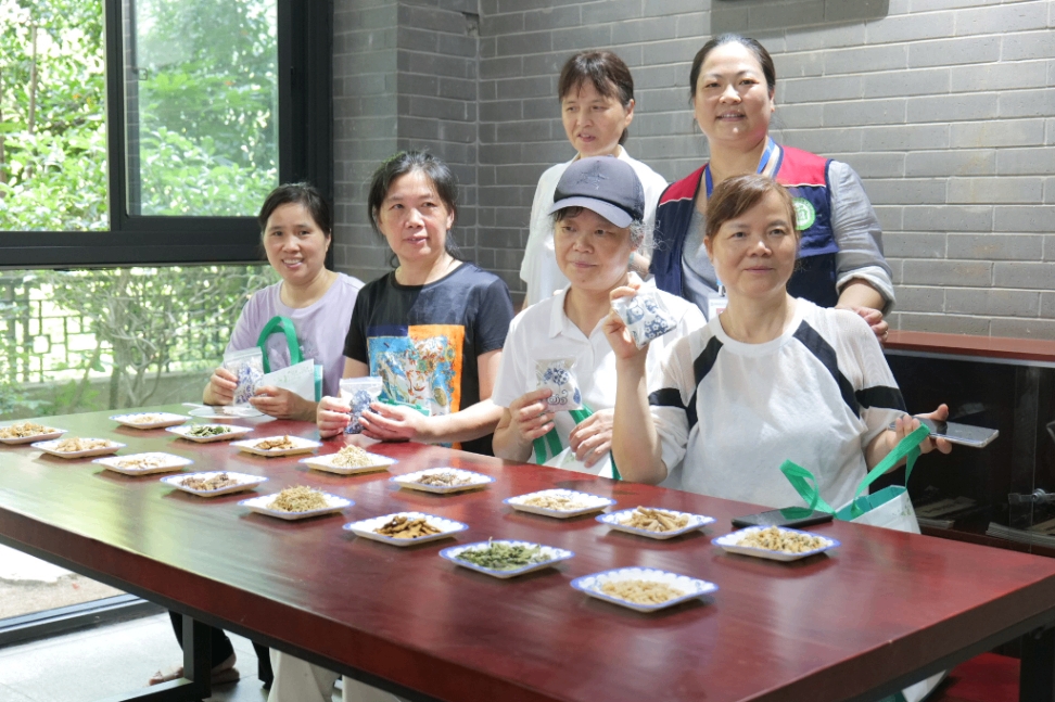 昭潭街道社区卫生服务中心：双轮驱动+三维联动，家医工作站织密社区健康防护网