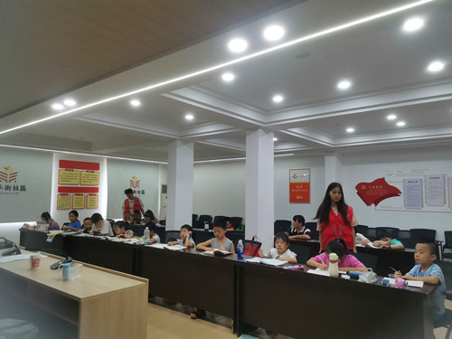“小托管助力大民生”，宝丰街社区第二届公益暑期夏令营圆满结营