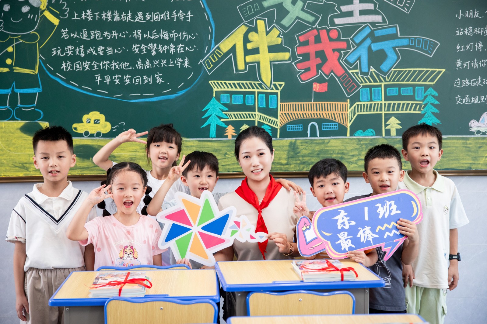 【出彩雨湖人】盛勉：以微光守护童年 以专业点亮思考