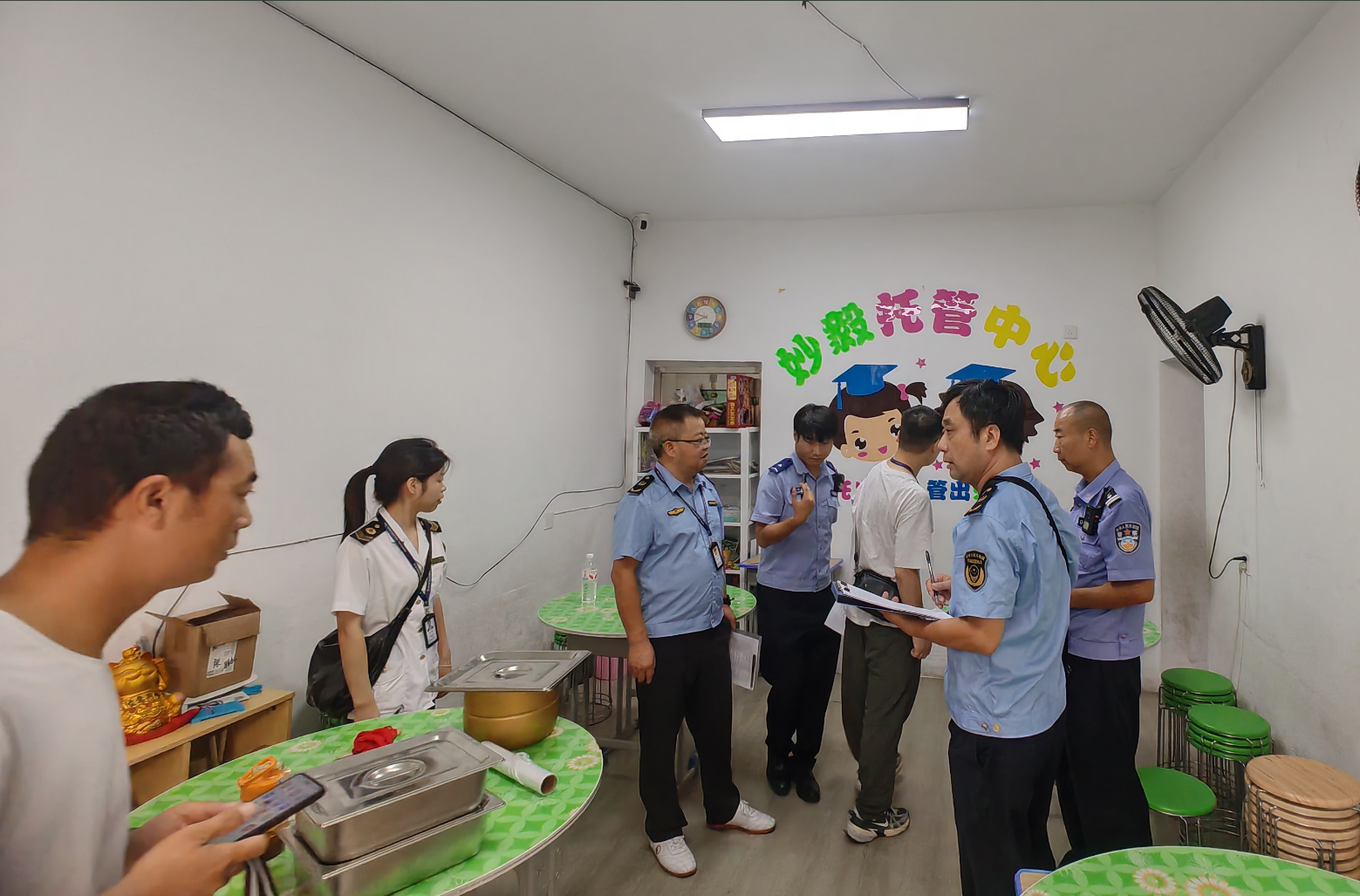 多部门联动！雨湖区联合开展校外托管机构检查