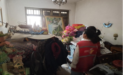 楠竹社区：联动排险 为居民清空“易燃屋”