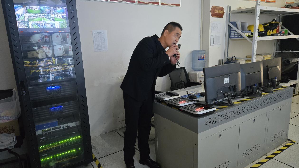 民乐社区开展电梯困人安全宣传演练