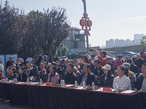 窑湾街道邻里节文艺汇演暨便民服务活动温情启幕