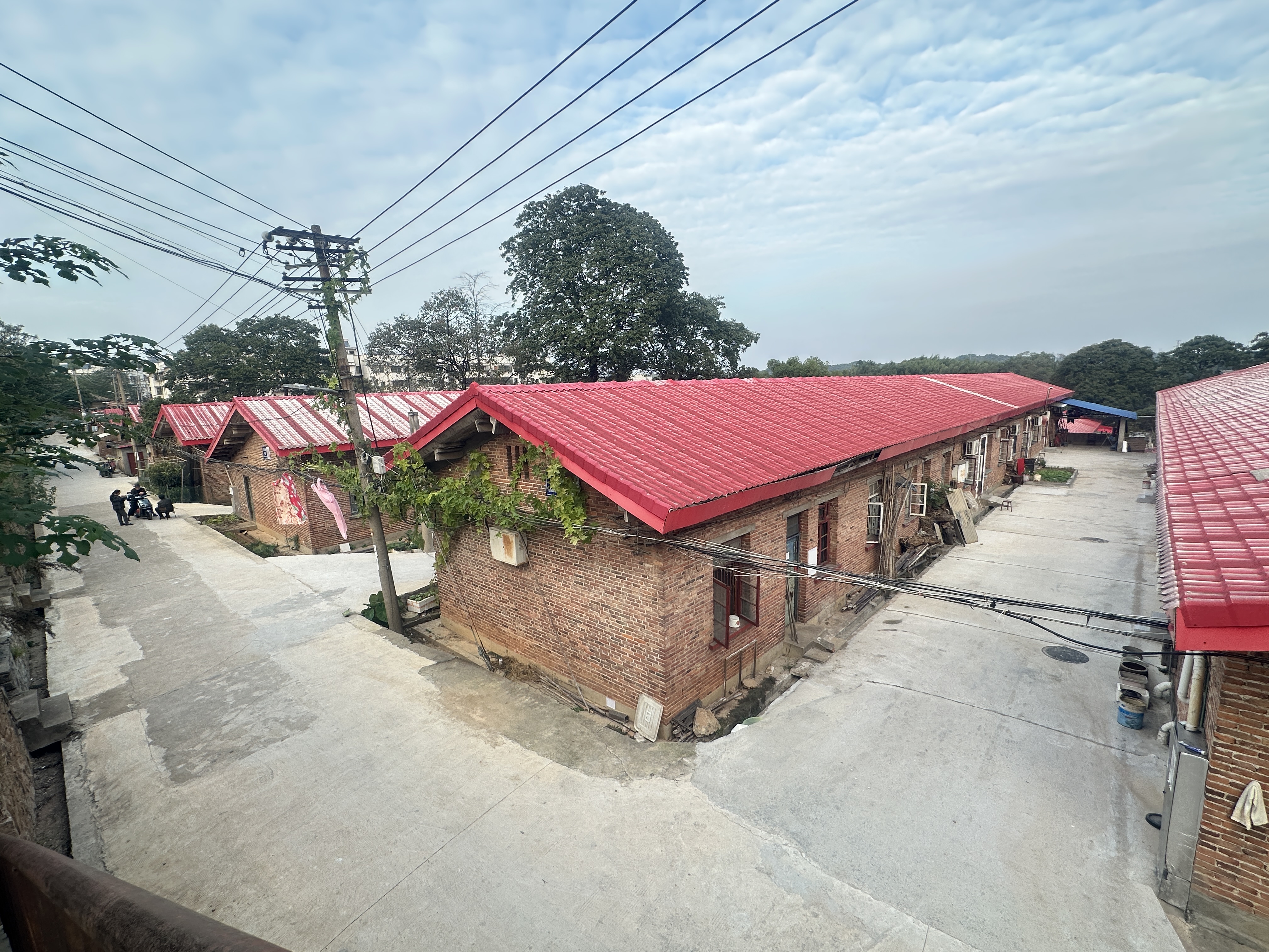 楠竹山镇：地下管网升级焕新，民生“里子工程”提升居民幸福感