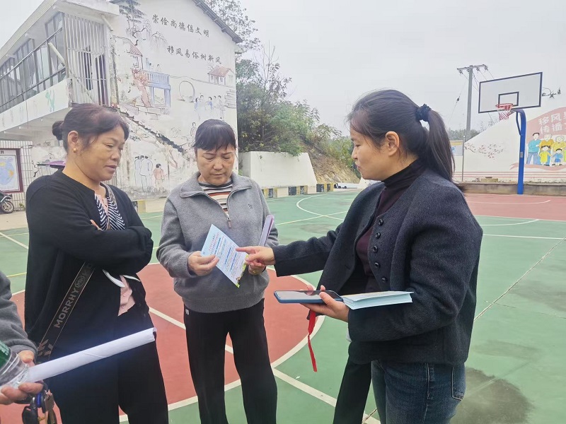 鹤岭镇“温暖社保”服务进万家，政策宣讲零距离