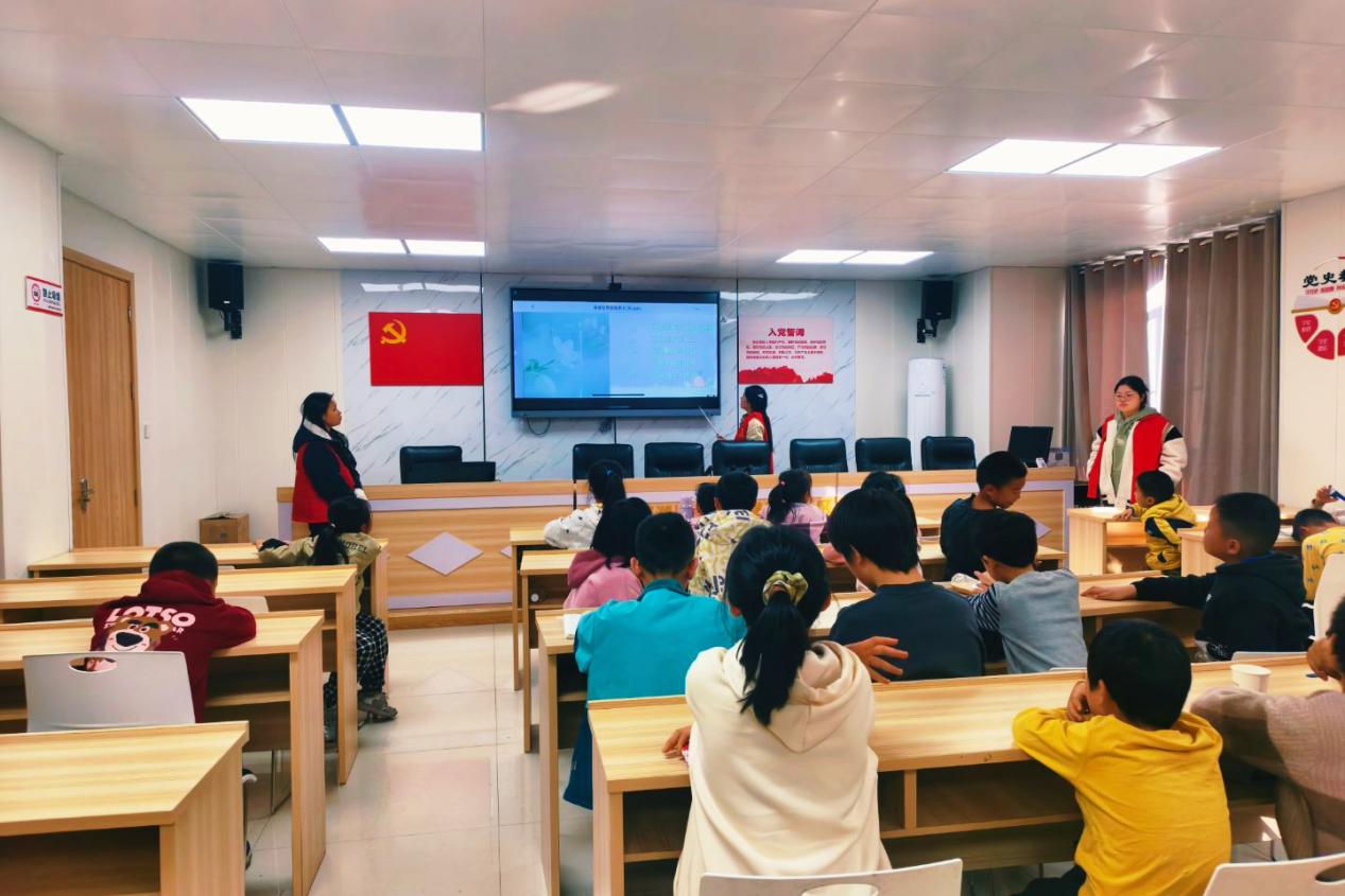 民乐社区开展“我爱湘潭我的家”莲韵湘潭·网安童行青少年科普课堂活动