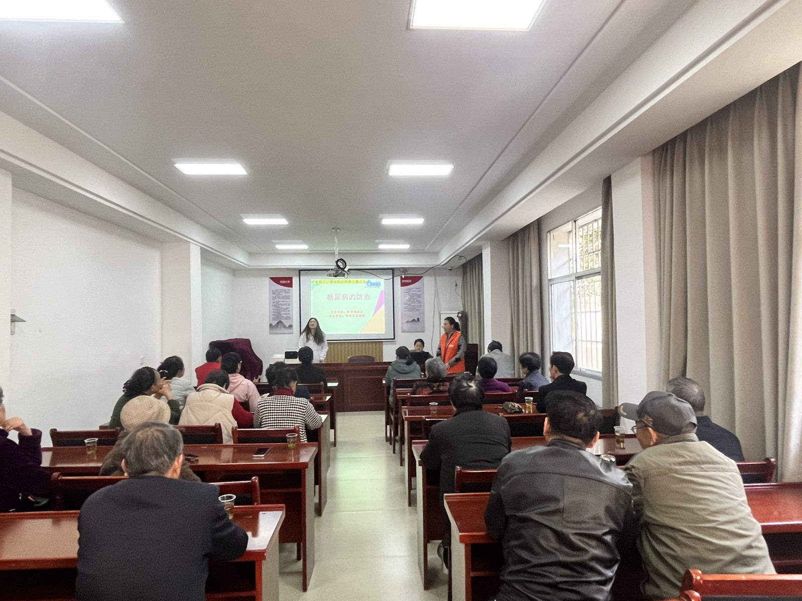 熙春路社区开展“糖尿病防治”健康知识 讲座