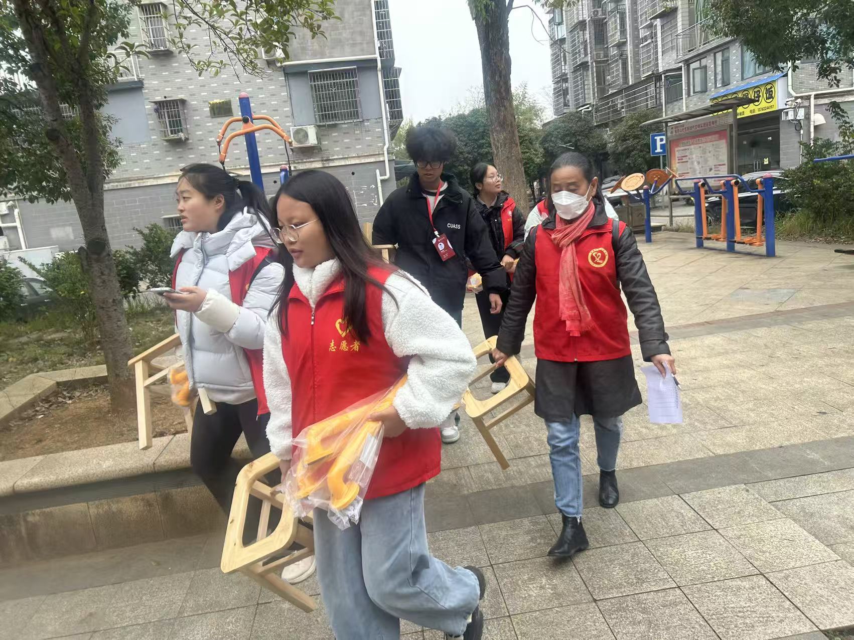 九华义工协会：适老化服务筑牢无障碍居家养老安全线