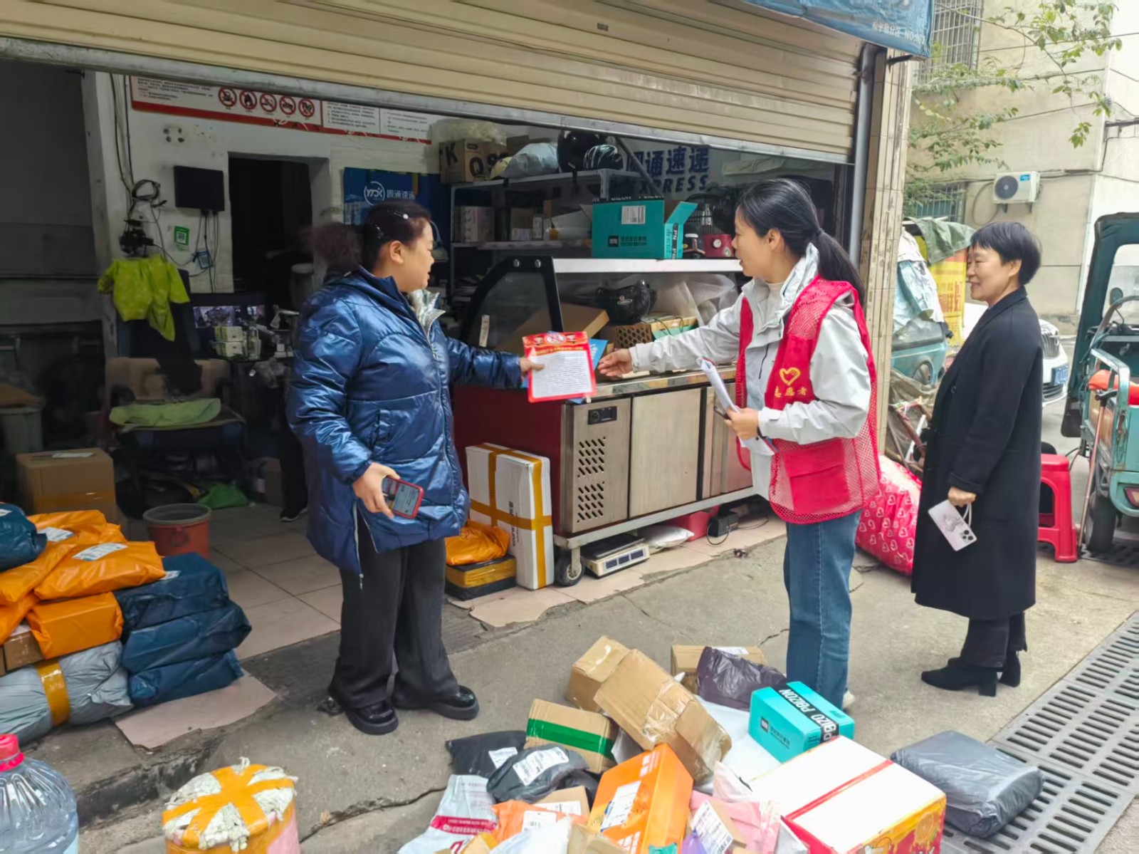 和平桥社区：禁燃宣传暖人心，平安社区共守护