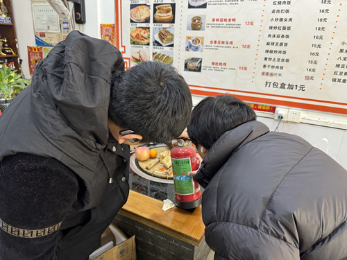 砂子岭社区：防火防灾不松懈 入户走访暖人心