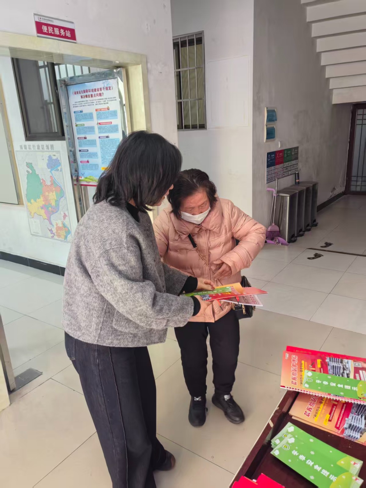 情暖寒冬，安全护航！和平桥社区精准守护残疾人冬季消防安全