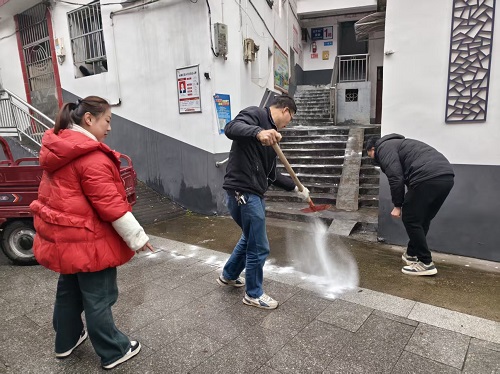 唐兴寺社区：全面部署雨雪冰冻天气防范应对工作