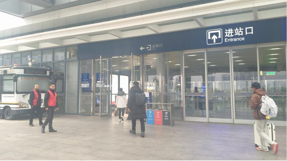 桃李社区：春节“序曲”奏响，志愿守护北站周边交通“畅行曲”