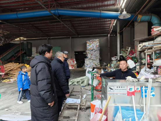 万新社区开展废品回收站岁末年初安全生产专项检查