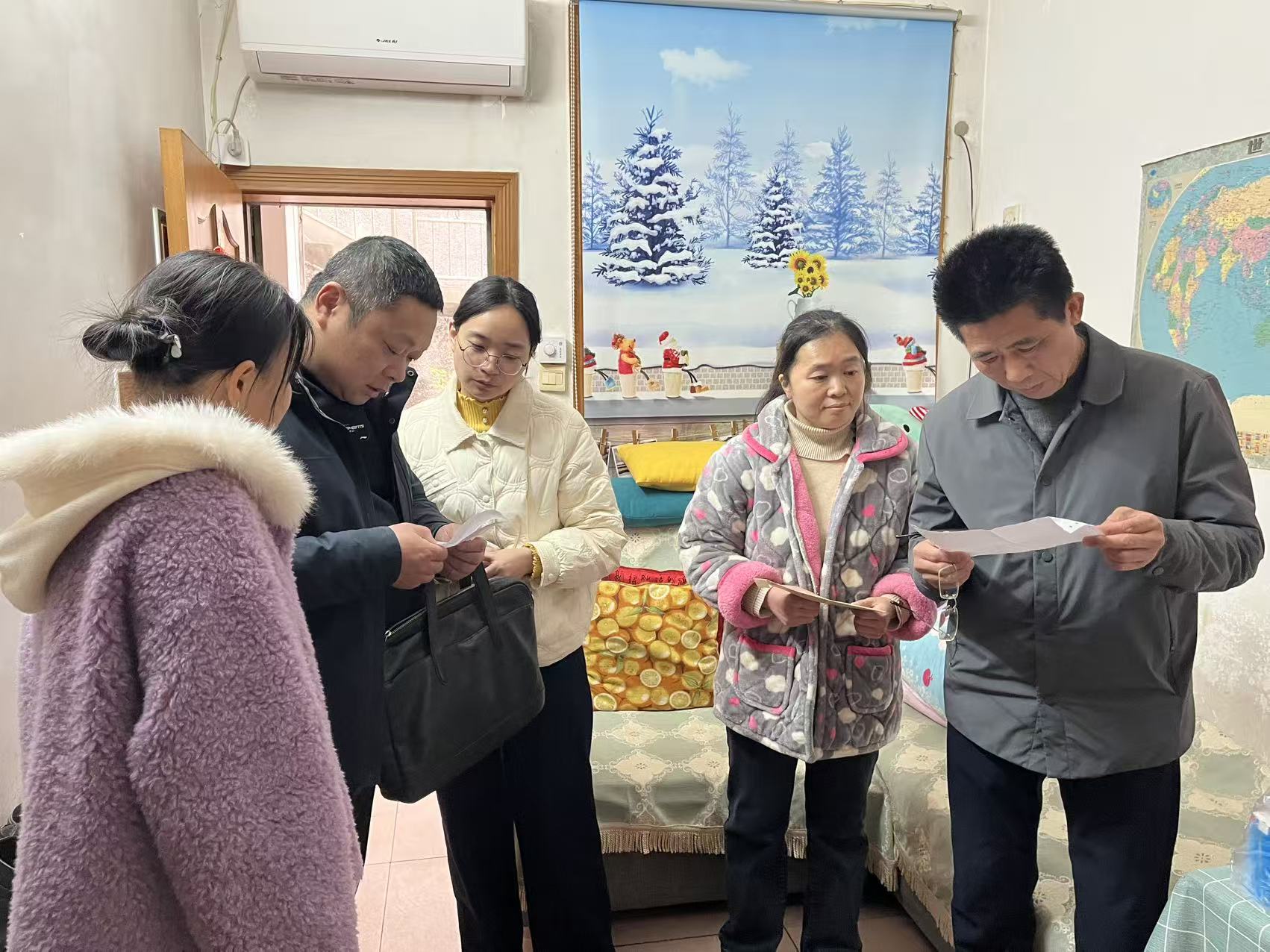 情暖新春 关爱同行——市残联赴古梁巷社区开展春节前残疾人走访慰问活动