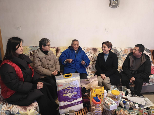 罗祖殿社区开展“情暖归侨心 关怀暖寒冬”新春走访慰问活动