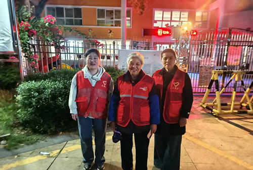 砂子岭社区：“银发义务巡逻队”助力守护社区安全