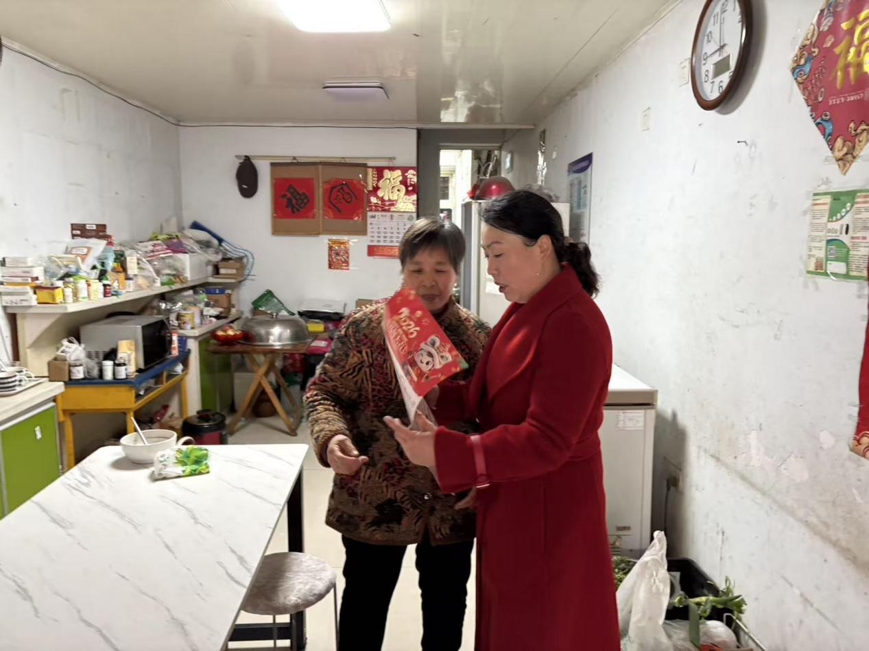 熙春路社区：禁燃宣传进家门 平安祥和过大年