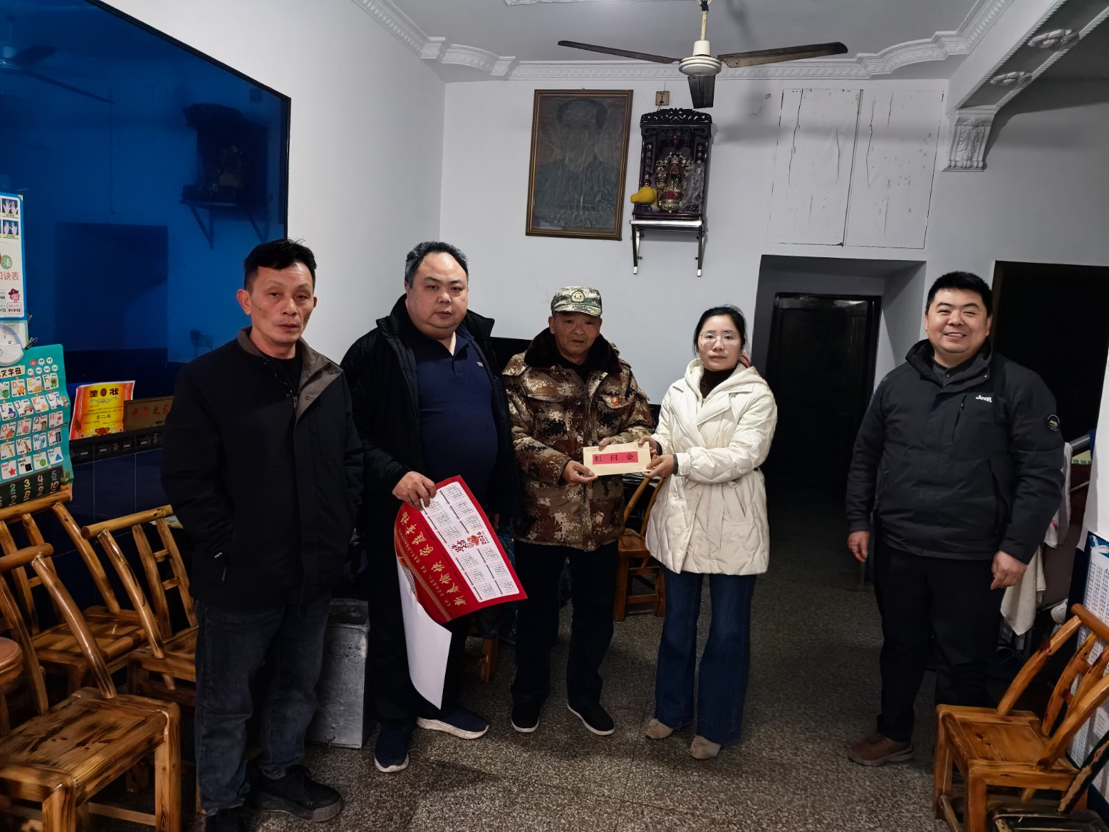 万楼街道：岁寒情暖送关怀 尊崇致敬显担当