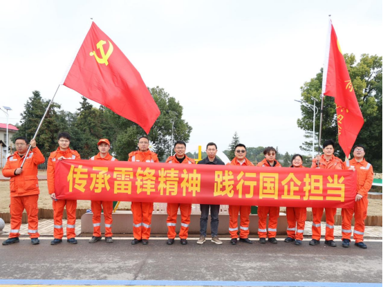 金马村：党建引领聚合力 村企同心保安全