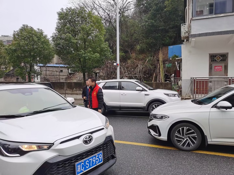 鹤岭镇“学雷锋、做志愿、共同奋进十五五”志愿活动暖心开启