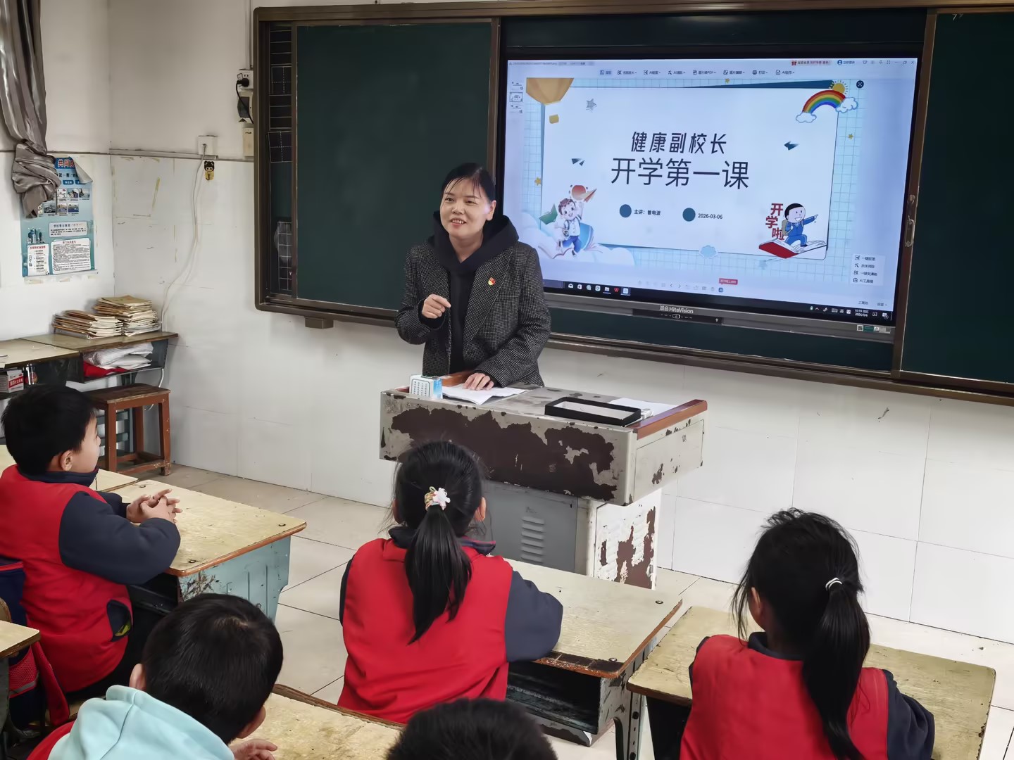 楠竹山镇卫生院：健康副校长“开学第一课”走进江南学校