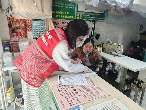 社保服务“掌上办” ，参保全覆盖暖民心 ——罗祖殿社区推广线上社保服务宣传活动